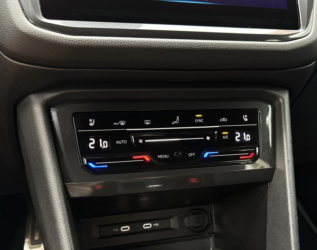 Volkswagen VW Tiguan Allspace 2.0 TDI 4Motion R-LINE IQ.LIGHT MATRIX 360°KAMERA HARMAN/KARDON HEAD-UP