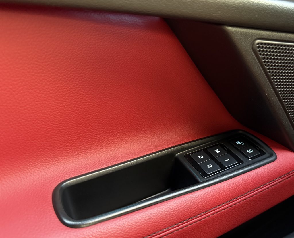Jaguar XE 3.0 V6 380k S AT