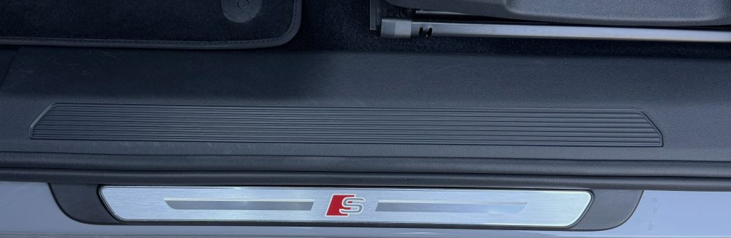 Audi Q4 e-tron 50 quattro 3xS-LINE MATRIX HD HEAD-UP KAMERA AVILOO BATTERY CERTIFICATE 82kWh