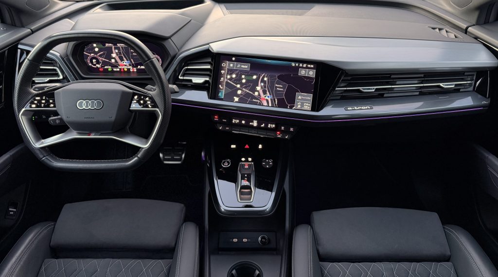 Audi Q4 e-tron 50 quattro 3xS-LINE MATRIX HD HEAD-UP KAMERA AVILOO BATTERY CERTIFICATE 82kWh