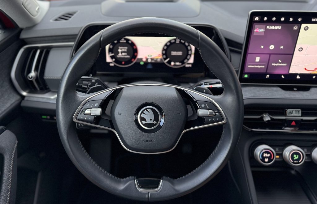 Škoda Kodiaq 2.0 TDI 4X4 CRYSTAL MATRIX HEAD-UP WEBASTO 360°KAMERA CANTON TOP SELECTION