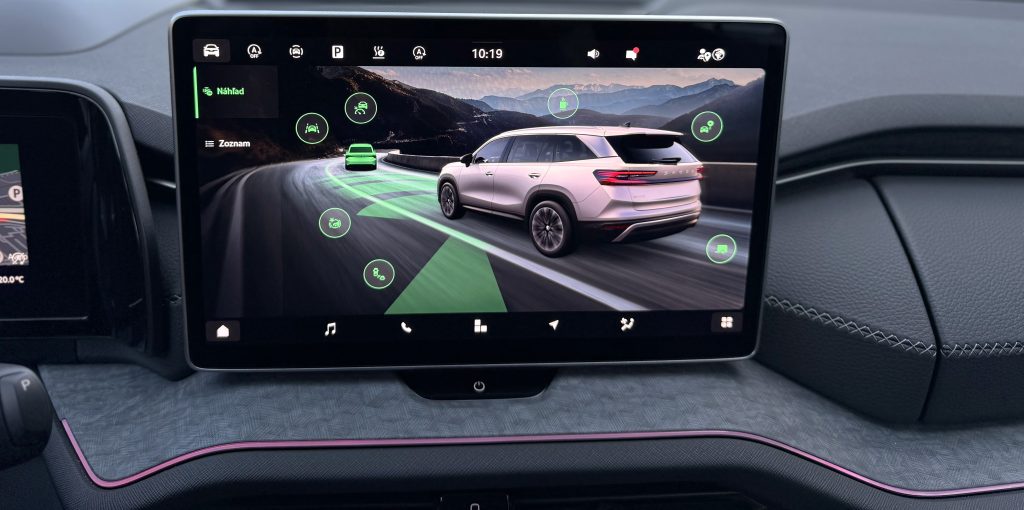 Škoda Kodiaq 2.0 TDI 4X4 CRYSTAL MATRIX HEAD-UP WEBASTO 360°KAMERA CANTON TOP SELECTION