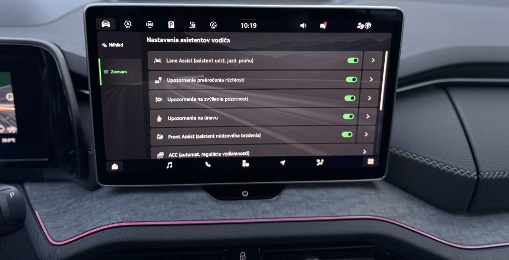Škoda Kodiaq 2.0 TDI 4X4 CRYSTAL MATRIX HEAD-UP WEBASTO 360°KAMERA CANTON TOP SELECTION