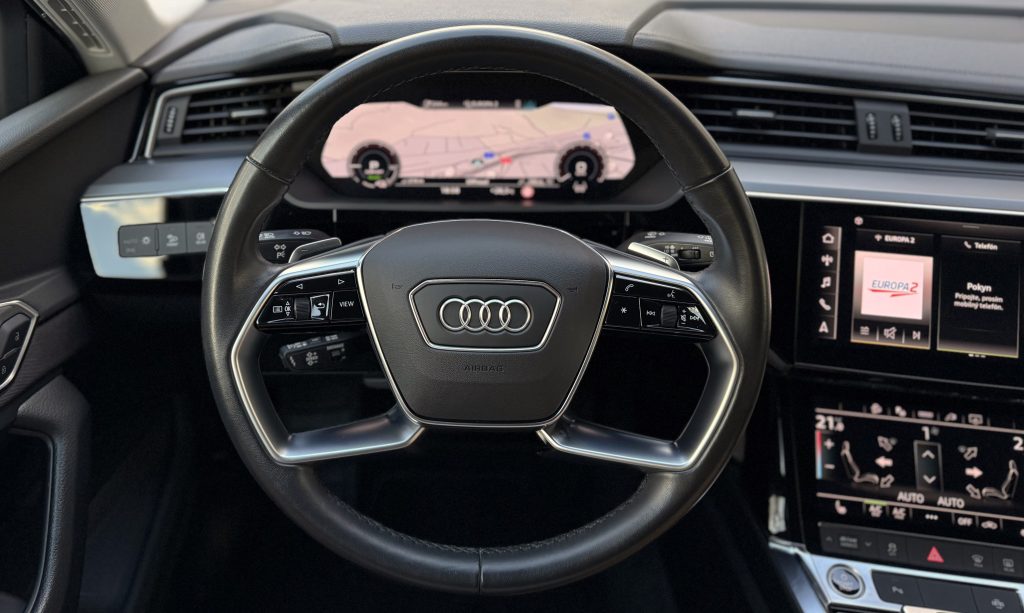 Audi E-tron 50 Quattro AVILOO BATTERY CERTIFICATE TEPELNÉ ČERPADLO VZDUCHOVÝ PODVOZOK