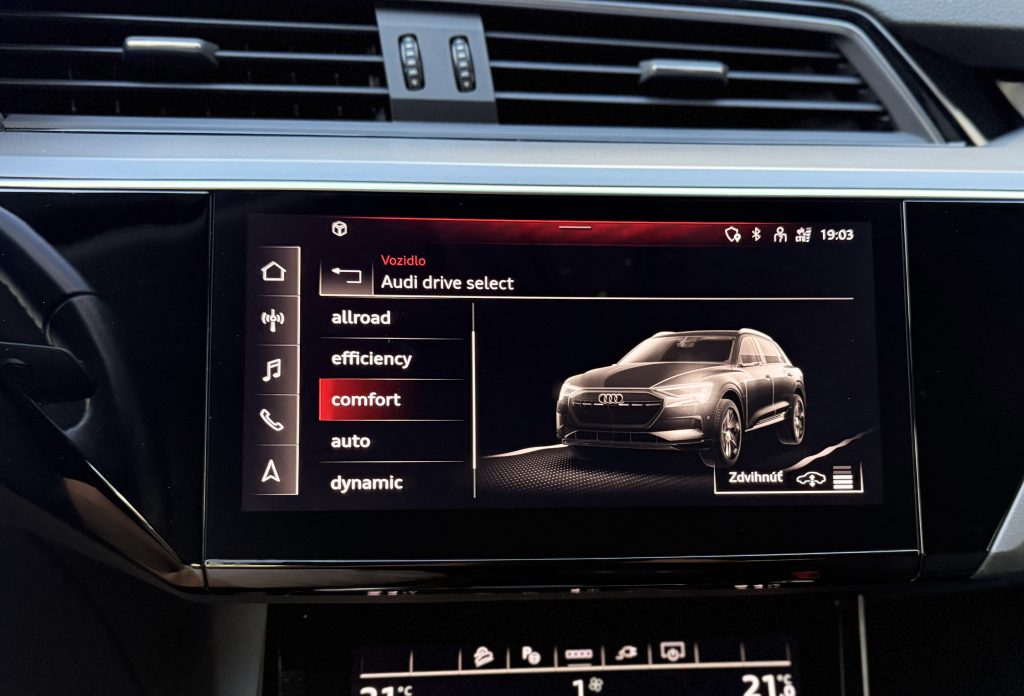 Audi E-tron 50 Quattro AVILOO BATTERY CERTIFICATE TEPELNÉ ČERPADLO VZDUCHOVÝ PODVOZOK