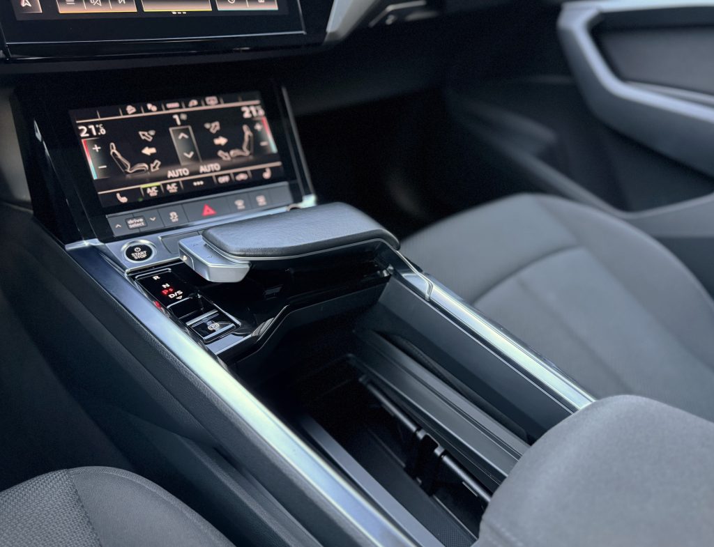 Audi E-tron 50 Quattro AVILOO BATTERY CERTIFICATE TEPELNÉ ČERPADLO VZDUCHOVÝ PODVOZOK