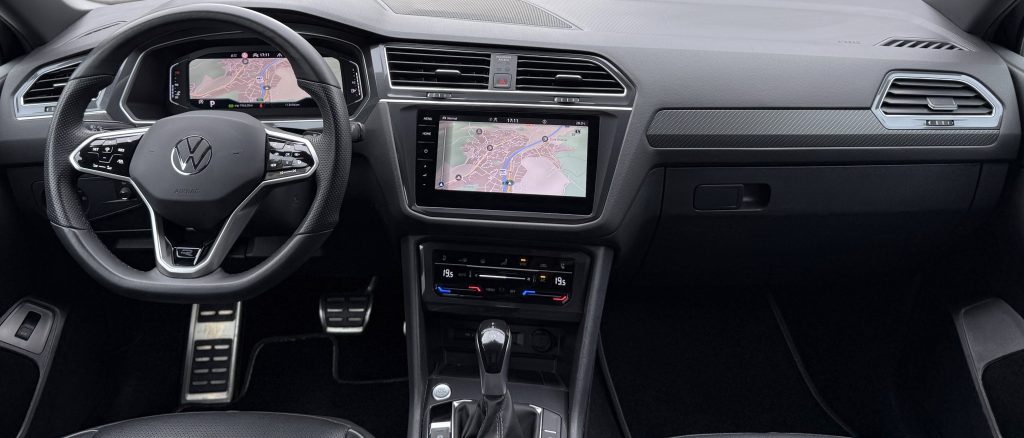 Volkswagen VW Tiguan Allspace 2.0 TDI 4Motion R-LINE IQ.LIGHT MATRIX 360°KAMERA HARMAN/KARDON HEAD-UP