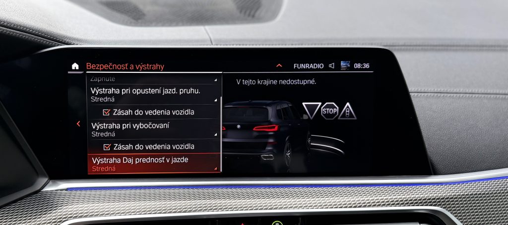 BMW X5 xDrive40i ///M Sport Packet LASER 360°3D KAMERA HEAD-UP R21 SLOVENSKÉ VOZIDLO
