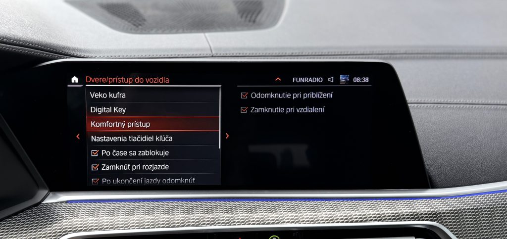 BMW X5 xDrive40i ///M Sport Packet LASER 360°3D KAMERA HEAD-UP R21 SLOVENSKÉ VOZIDLO