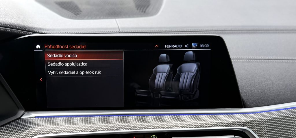 BMW X5 xDrive40i ///M Sport Packet LASER 360°3D KAMERA HEAD-UP R21 SLOVENSKÉ VOZIDLO