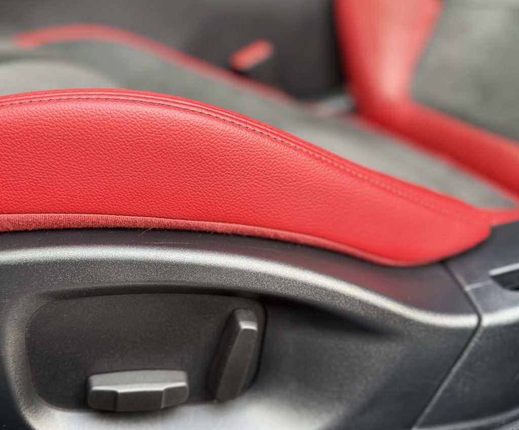 Jaguar XE 3.0 V6 380k S AT