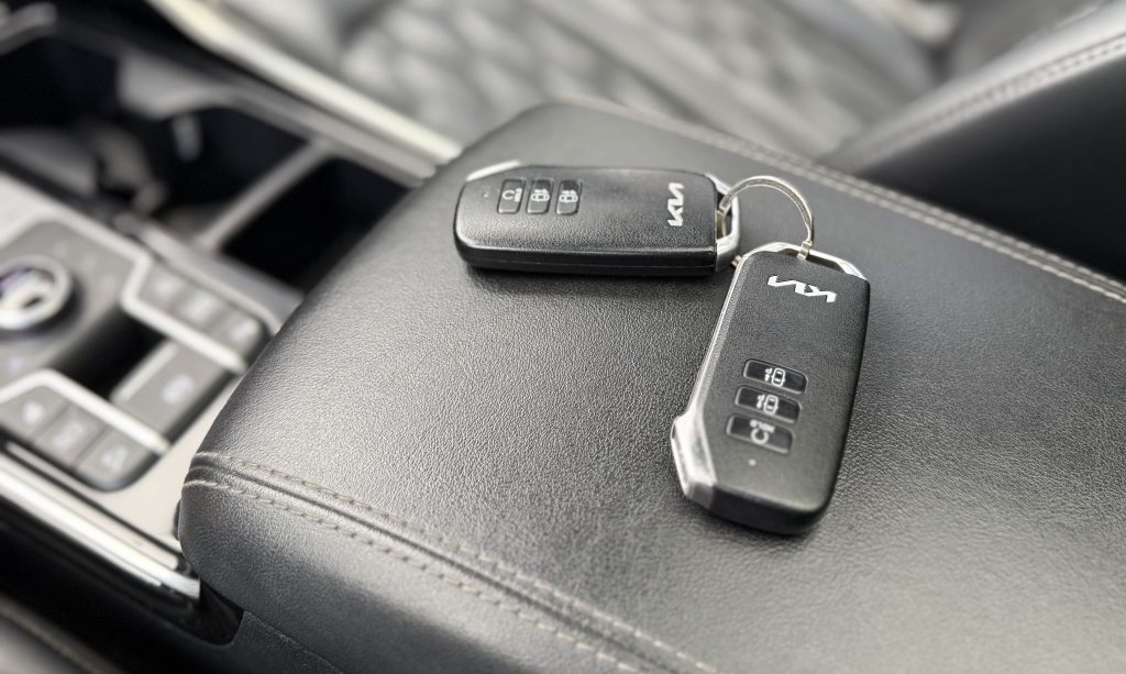 Kia Sorento 1.6 T-GDI PHEV 4X4 PLATINUM 360°KAMERA PANORAMA HEAD-UP BOSE VIRTUAL R19, A/T