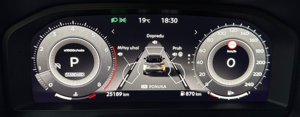 Nissan Qashqai 1.3 DIG-T 158PS mHEV TEKNA PLUS 360°KAMERA MASÁŽ BOSE /VOZIDLO V PLNEJ ZÁRUKE/