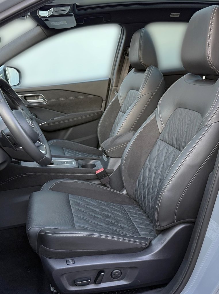 Nissan Qashqai 1.3 DIG-T 158PS mHEV TEKNA PLUS 360°KAMERA MASÁŽ BOSE /VOZIDLO V PLNEJ ZÁRUKE/