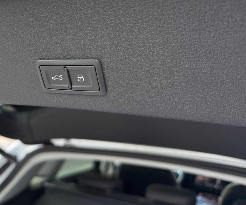 Audi E-tron 50 Quattro AVILOO BATTERY CERTIFICATE TEPELNÉ ČERPADLO VZDUCHOVÝ PODVOZOK