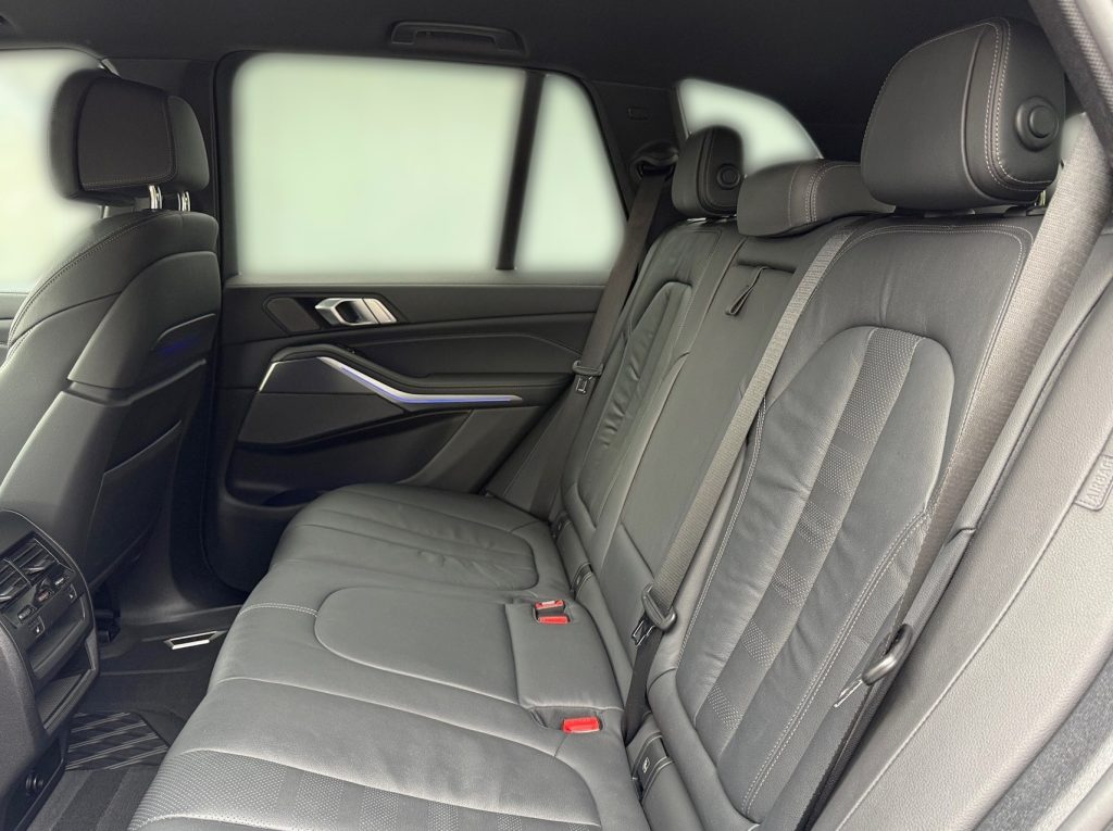 BMW X5 xDrive40i ///M Sport Packet LASER 360°3D KAMERA HEAD-UP R21 SLOVENSKÉ VOZIDLO
