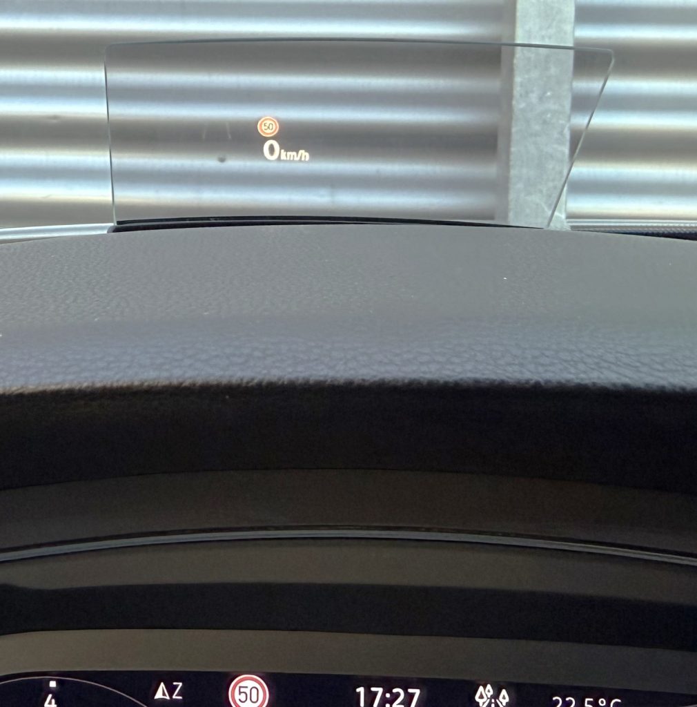 Volkswagen VW Tiguan Allspace 2.0 TSI 4Motion 245PS R-LINE IQ.LIGHT MATRIX 360°KAMERA HARMAN/KARDON R20