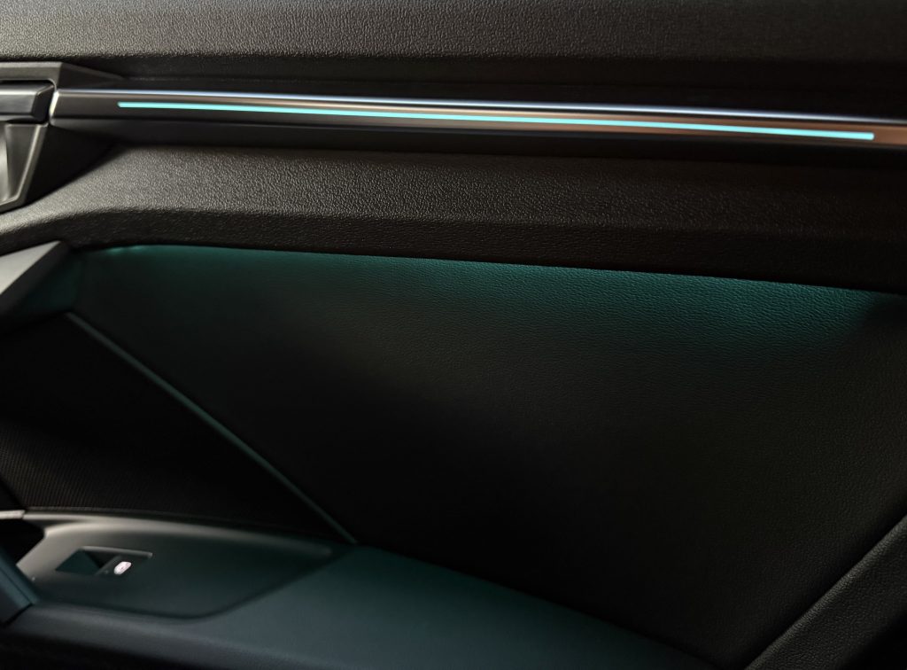 Audi A3 Sportback 45TFSIe PHEV 3xS-LINE MATRIX LED BANG&OLUFSEN RADAR KAMERA, S tronic
