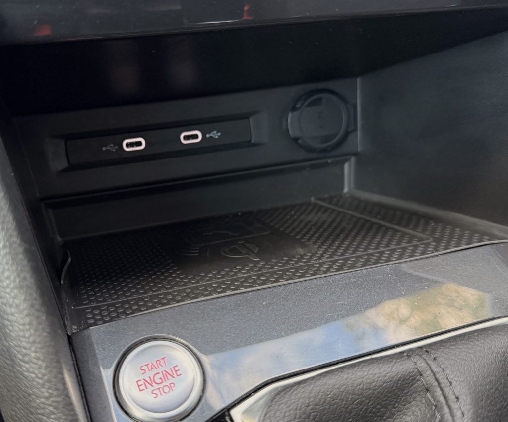 Seat Tarraco 2.0 TDI 4Drive FR WEBASTO BEATSAUDIO KAMERA RADAR VIRTUAL R19 DSG
