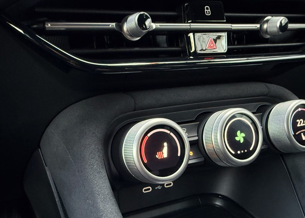 Škoda Kodiaq 2.0 TDI SPORTLINE 7-MIEST CRYSTAL MATRIX CANTON KAMERA /VOZIDLO V PLNEJ ZÁRUKE/