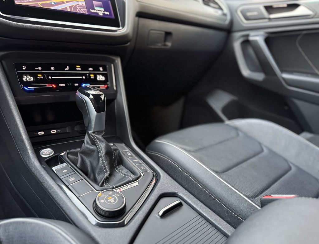 Volkswagen VW Tiguan Allspace 2.0 TSI 4Motion 245PS R-LINE IQ.LIGHT MATRIX 360°KAMERA HARMAN/KARDON R20