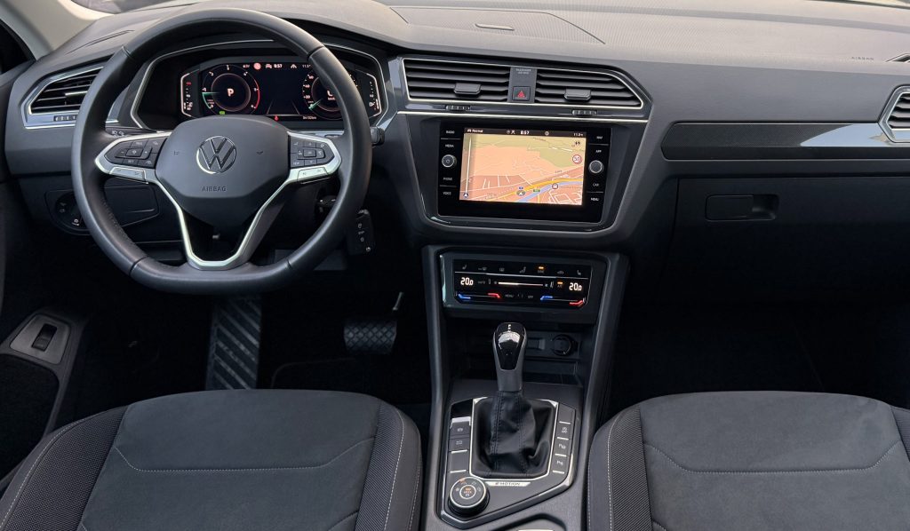 Volkswagen VW Tiguan 2.0 TDI 4MOTION IQ.LIGHT KAMERA RADAR VIRTUAL DSG