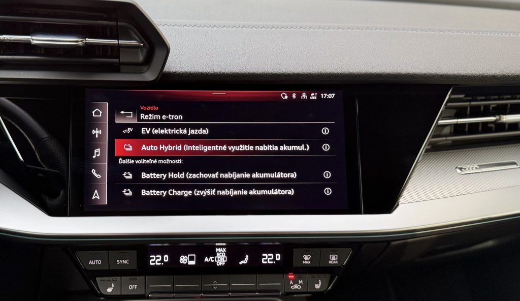 Audi A3 Sportback 45TFSIe PHEV 3xS-LINE MATRIX LED BANG&OLUFSEN RADAR KAMERA, S tronic