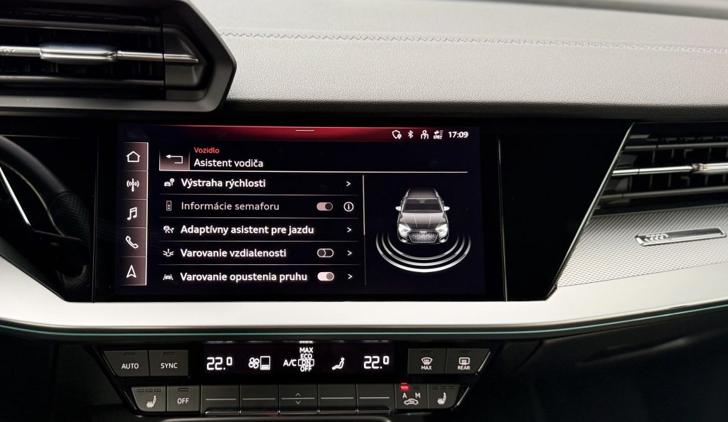 Audi A3 Sportback 45TFSIe PHEV 3xS-LINE MATRIX LED BANG&OLUFSEN RADAR KAMERA, S tronic
