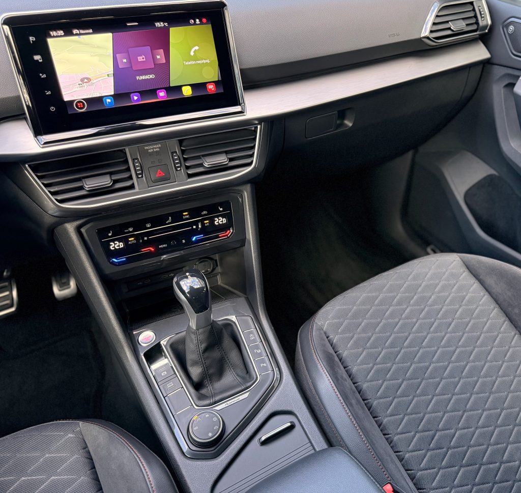 Seat Tarraco 2.0 TDI 4Drive FR WEBASTO BEATSAUDIO KAMERA RADAR VIRTUAL R19 DSG