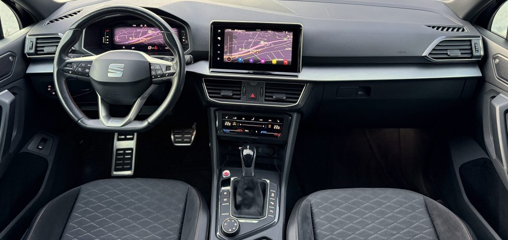 Seat Tarraco 2.0 TDI 4Drive FR WEBASTO BEATSAUDIO KAMERA RADAR VIRTUAL R19 DSG