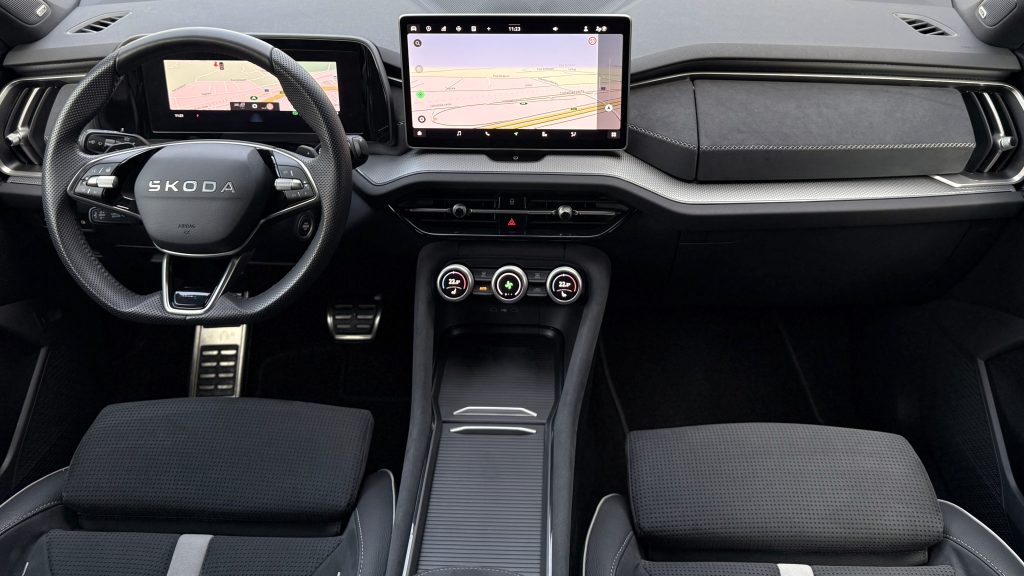 Škoda Kodiaq 2.0 TDI SPORTLINE 7-MIEST CRYSTAL MATRIX CANTON KAMERA /VOZIDLO V PLNEJ ZÁRUKE/