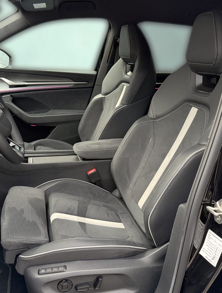 Škoda Kodiaq 2.0 TDI SPORTLINE 7-MIEST CRYSTAL MATRIX CANTON KAMERA /VOZIDLO V PLNEJ ZÁRUKE/