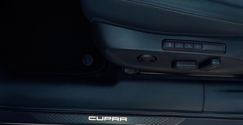 Cupra Terramar VZ 2.0 TSI 4X4 265PS MATRIX HD LED SENNHEISER AUDIO /VOZIDLO V PLNEJ ZÁRUKE/