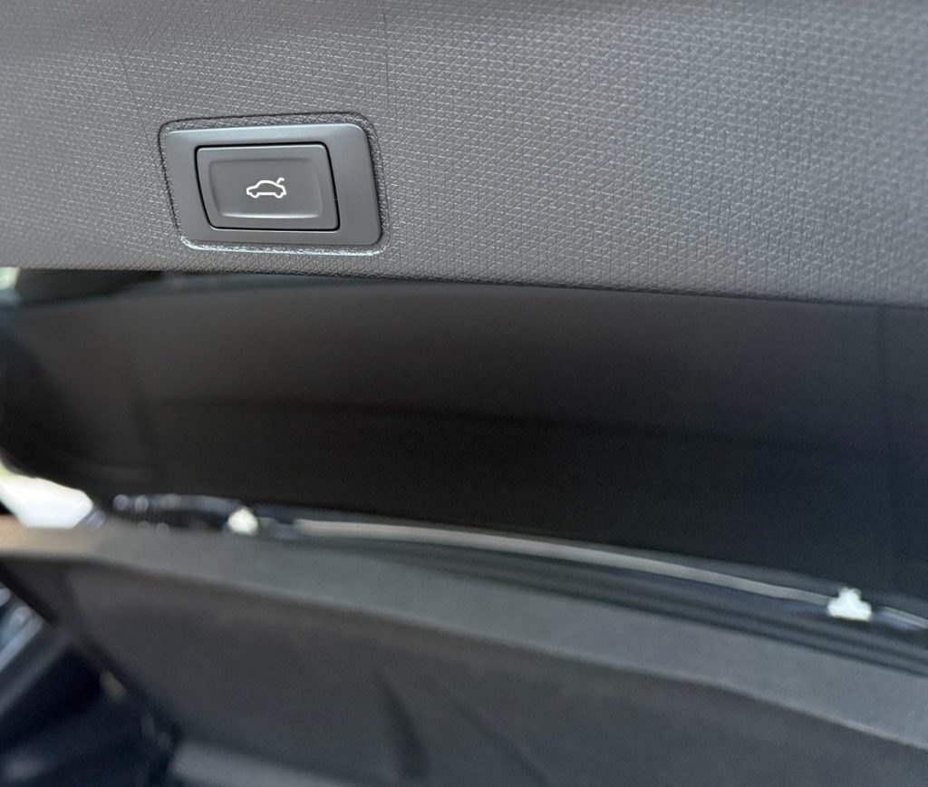 Cupra Terramar VZ 2.0 TSI 4X4 265PS MATRIX HD LED SENNHEISER AUDIO /VOZIDLO V PLNEJ ZÁRUKE/