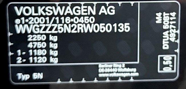 Volkswagen VW Tiguan 2.0 TDI 4MOTION IQ.LIGHT KAMERA RADAR VIRTUAL DSG